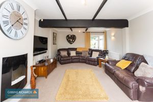 Sitting Room- click for photo gallery